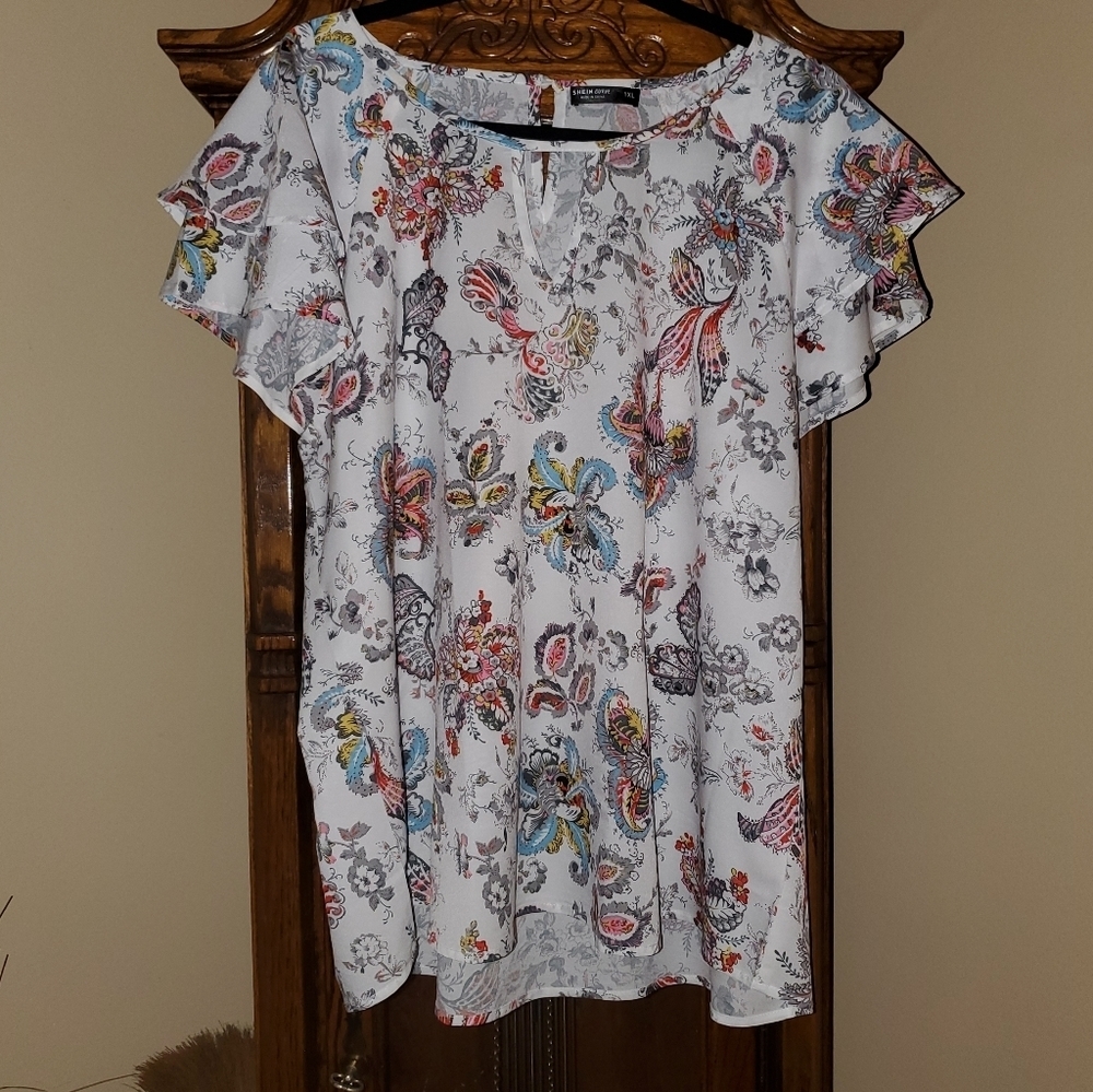 SHEIN Keyhole Neck Short-sleeved Tunic - Picture 6 of 13